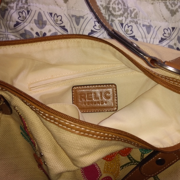 Purse - Picture 2 of 3